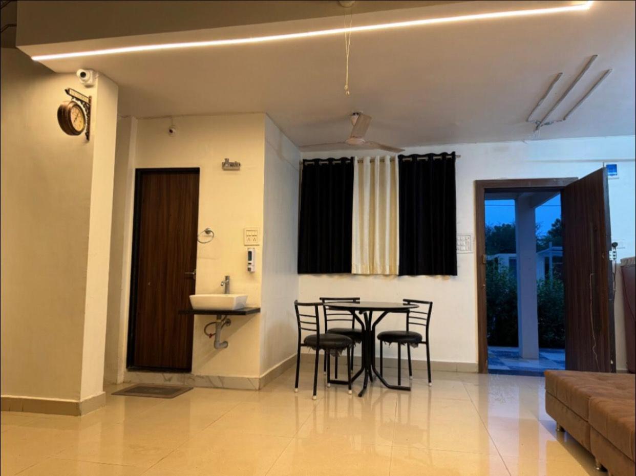 Siya Villa Ujaim Exterior foto